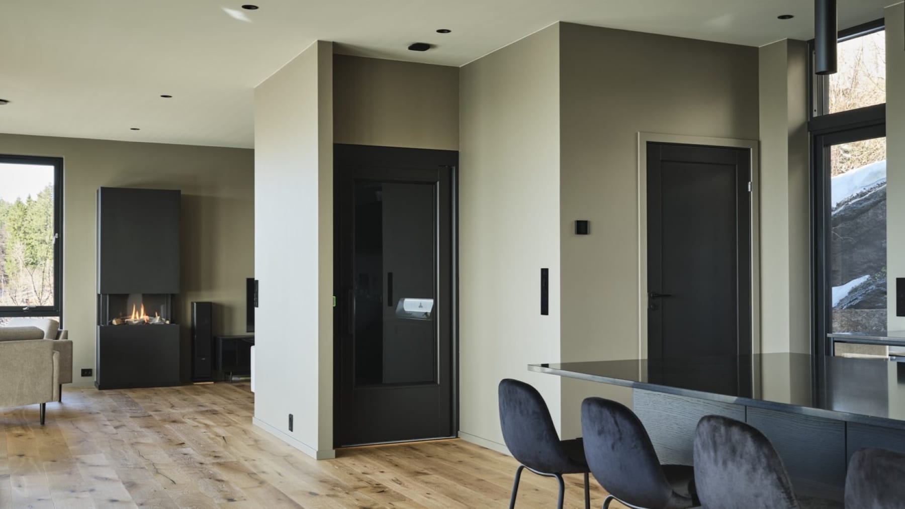 Aritco HomeLift Access installation in a private home