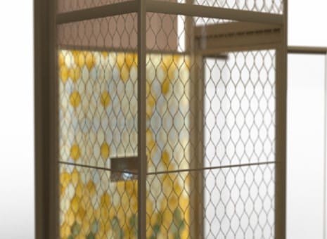 Glass — Mesh pattern