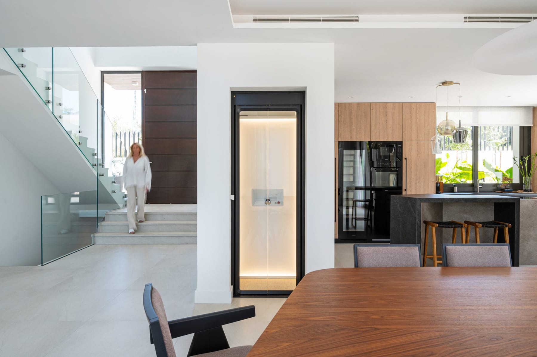 Aritco HomeLift in a bright, modern open-plan home