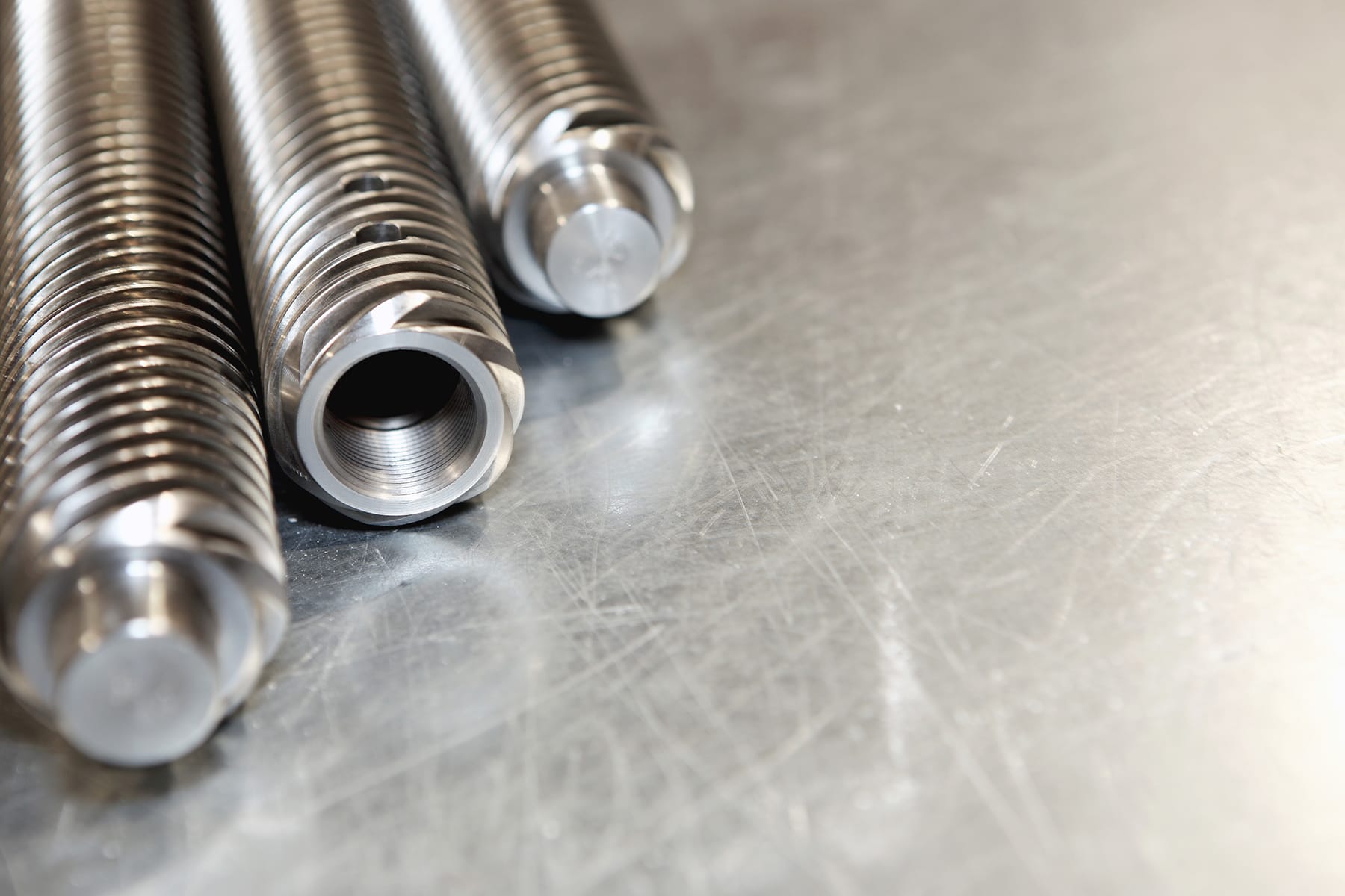 Aritco's patented screw-and-nut drive system
